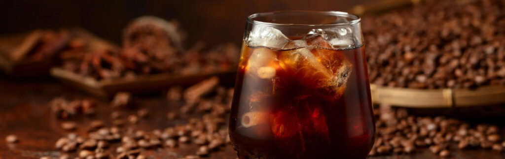 Колд Брю (Cold Brew) — что это и почему его пьют всё лето